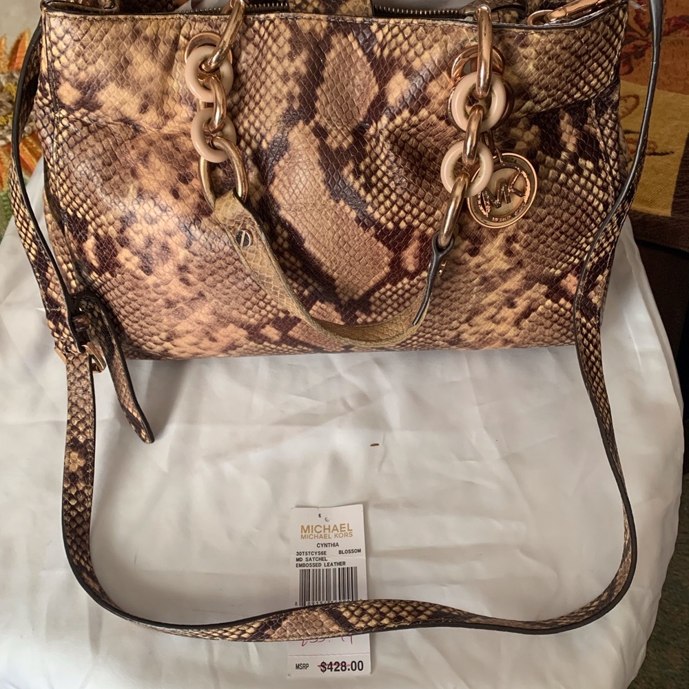MK Michael Kors Cynthia Satchel